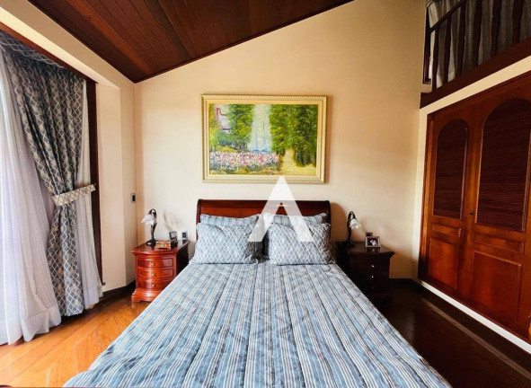 Imagem Casa com 7 Quartos à Venda, 752 m² em Parque Do Imbui - Teresópolis