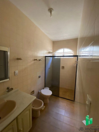 Imagem Casa com 3 Quartos à Venda, 150 m² em Melo - Montes Claros