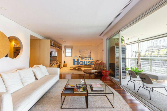 Imagem Apartamento com 3 Quartos à Venda, 262 m² em Itaim Bibi - São Paulo Imagem Apartamento com 3 Quartos à Venda, 262 m² em Itaim Bibi - São Paulo