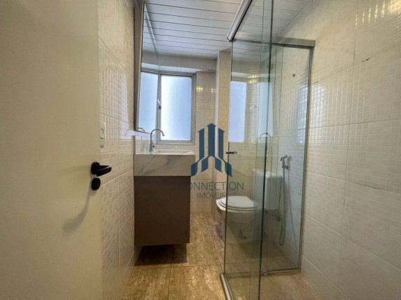 Imagem Apartamento com 2 Quartos à Venda, 70 m² em Centro - Curitiba