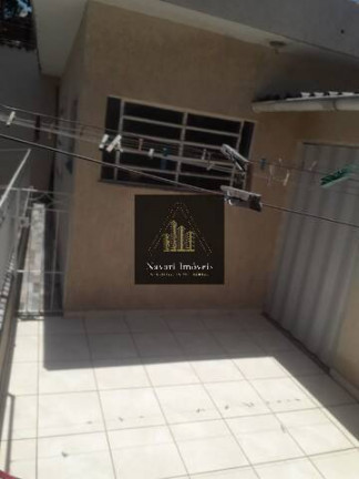 Imagem Casa com 3 Quartos à Venda, 250 m² em Jardim Santa Cecília - Guarulhos Imagem Casa com 3 Quartos à Venda, 250 m² em Jardim Santa Cecília - Guarulhos