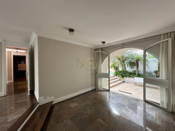 Imagem Casa com 3 Quartos à Venda, 278 m² em Batel - Curitiba