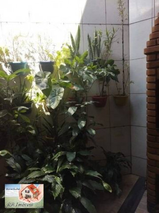Imagem Casa com 3 Quartos à Venda, 82 m² em Vila Lucinda - Santo André