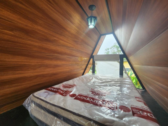 Imagem Imóvel com 1 Quarto à Venda, 26 m² em Várzea - Teresópolis
