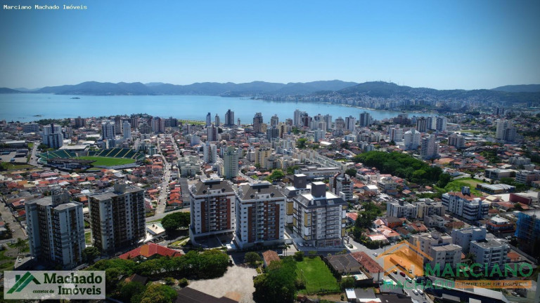 Imagem Apartamento com 1 Quarto à Venda, 78 m² em Estreito - Florianópolis
