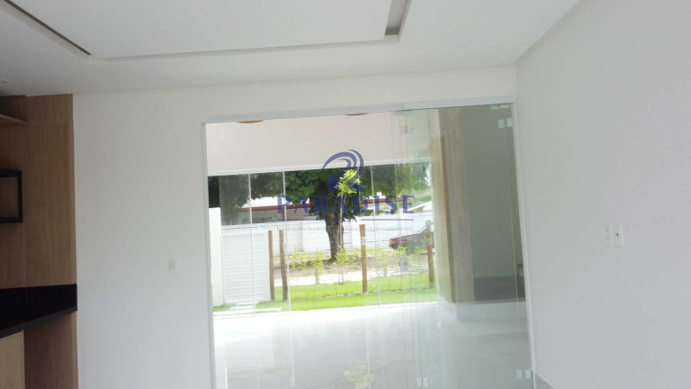 Imagem Casa com 6 Quartos à Venda, 350 m² em Guarajuba - Camaçari Imagem Casa com 6 Quartos à Venda, 350 m² em Guarajuba - Camaçari