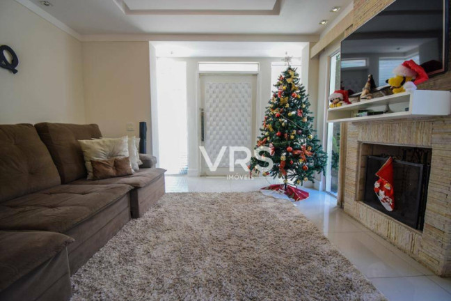 Imagem Casa com 4 Quartos à Venda, 225 m² em Quebra Frascos - Teresópolis Imagem Casa com 4 Quartos à Venda, 225 m² em Quebra Frascos - Teresópolis