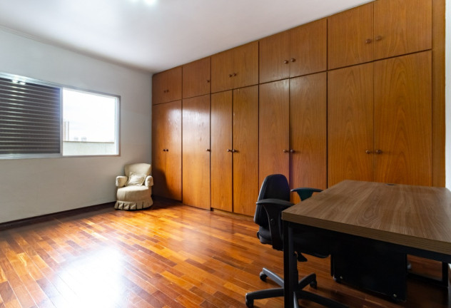 Imagem Casa com 3 Quartos à Venda, 407 m² em Vila Romana - São Paulo
