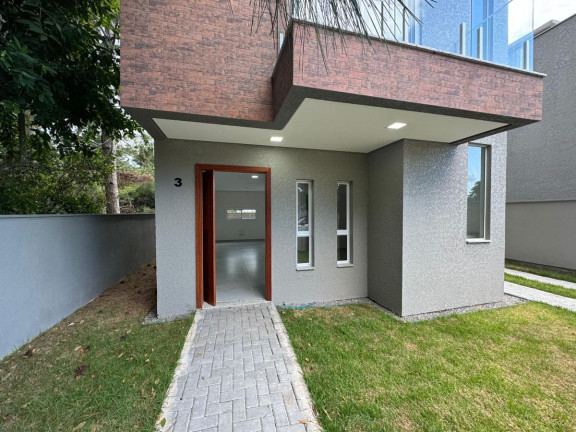 Imagem Casa com 3 Quartos à Venda, 123 m² em São João Do Rio Vermelho - Florianópolis Imagem Casa com 3 Quartos à Venda, 123 m² em São João Do Rio Vermelho - Florianópolis