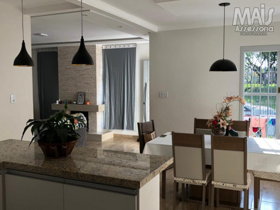 Imagem Casa com 3 Quartos à Venda, 197 m² em Ouro Branco - Novo Hamburgo Imagem Casa com 3 Quartos à Venda, 197 m² em Ouro Branco - Novo Hamburgo