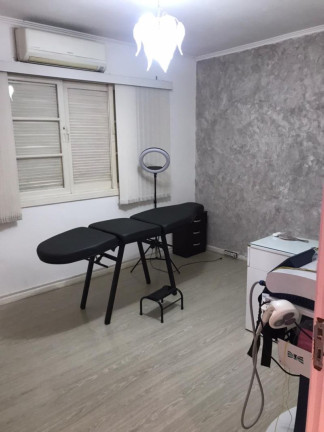Imagem Sobrado com 3 Quartos à Venda, 250 m²