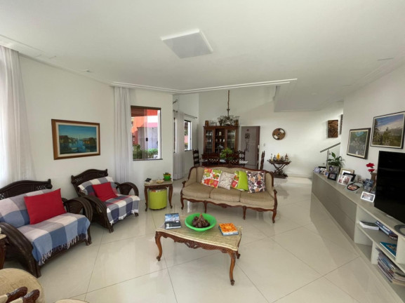 Imagem Casa com 4 Quartos à Venda, 900 m² em Busca Vida - Camaçari Imagem Casa com 4 Quartos à Venda, 900 m² em Busca Vida - Camaçari