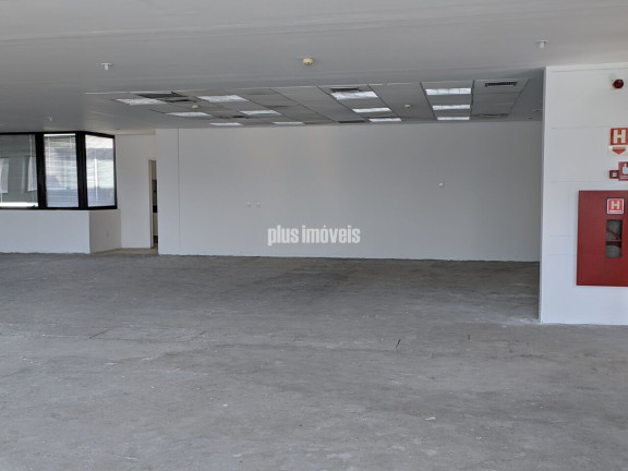Imagem Imóvel Comercial para Alugar, 526 m² em Chácara Santo Antônio - Zona Sul - São Paulo