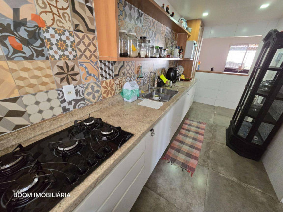Imagem Casa com 3 Quartos à Venda, 215 m² em Caonze - Nova Iguaçu