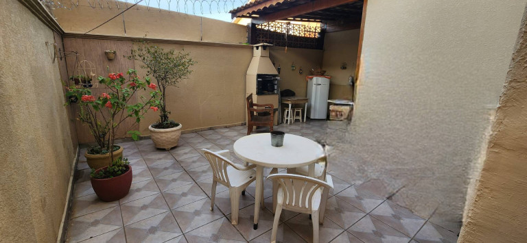 Imagem Sobrado com 4 Quartos à Venda, 175 m² em Nova Cerejeira - Atibaia