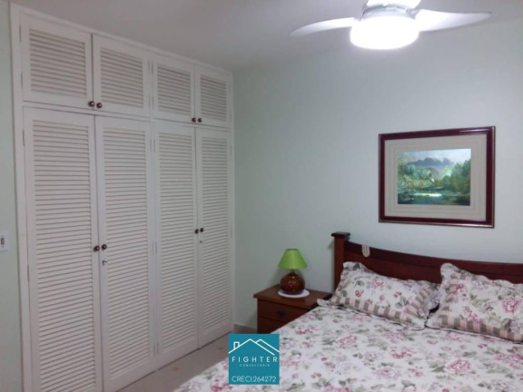 Imagem Sobrado com 5 Quartos à Venda, 