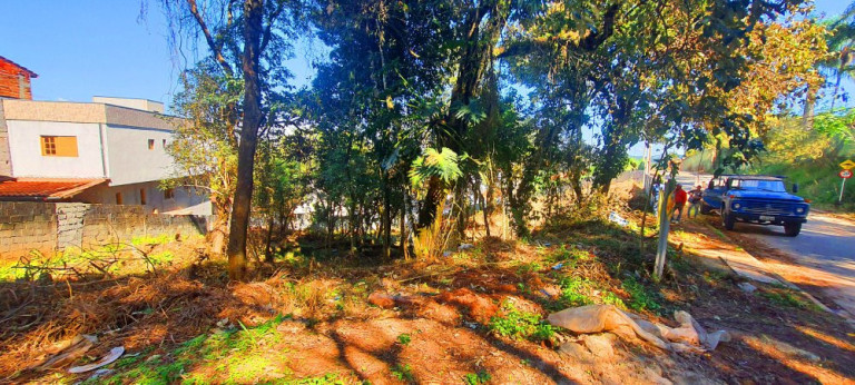 Imagem Imóvel à Venda, 280 m² em Jardim Santo Antônio - Atibaia Imagem Imóvel à Venda, 280 m² em Jardim Santo Antônio - Atibaia