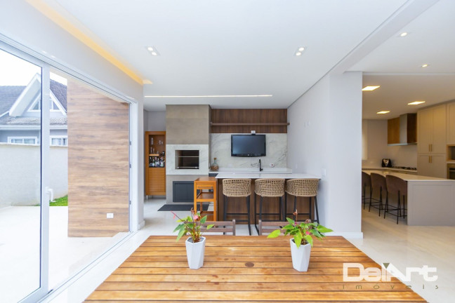 Imagem Casa com 3 Quartos à Venda, 398 m² em Uberaba - Curitiba