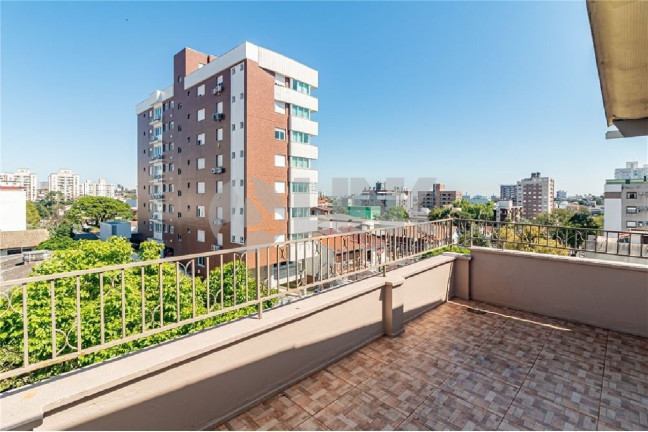 Imagem Imóvel com 2 Quartos à Venda, 111 m² em Passo Da Areia - Porto Alegre Imagem Imóvel com 2 Quartos à Venda, 111 m² em Passo Da Areia - Porto Alegre