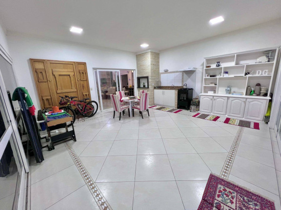 Imagem Casa com 4 Quartos à Venda, 30 m² em Atlantida - Xangri-lá Imagem Casa com 4 Quartos à Venda, 30 m² em Atlantida - Xangri-lá