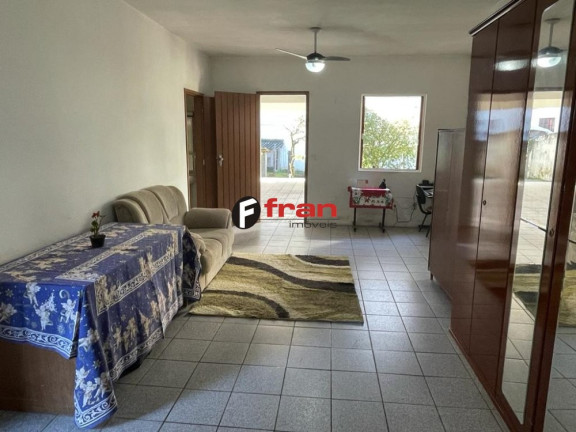 Imagem Casa com 4 Quartos à Venda, 150 m² em Córrego Grande - Florianópolis Imagem Casa com 4 Quartos à Venda, 150 m² em Córrego Grande - Florianópolis
