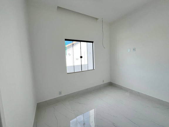 Imagem Casa com 4 Quartos à Venda, em Estação - São Pedro Da Aldeia Imagem Casa com 4 Quartos à Venda, em Estação - São Pedro Da Aldeia