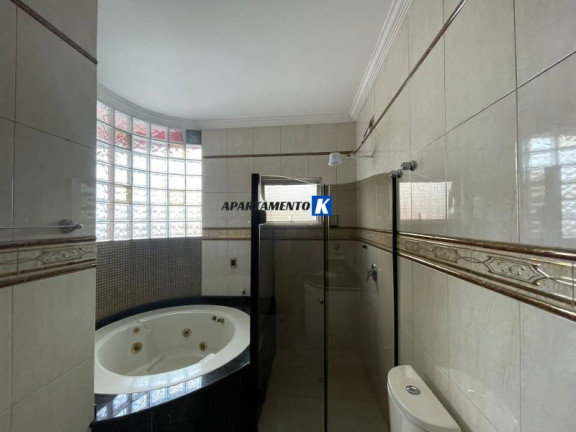 Imagem Sobrado com 4 Quartos para Alugar, 246 m² em Jardim Paraventi - Guarulhos