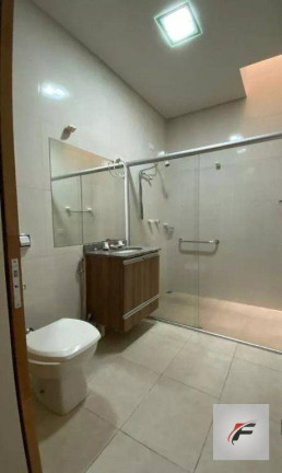 Imagem Casa com 4 Quartos à Venda, 200 m² em Centro - Paranavaí Imagem Casa com 4 Quartos à Venda, 200 m² em Centro - Paranavaí