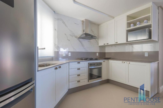 Imagem Apartamento com 3 Quartos à Venda, 172 m² em Pioneiros - Balneário Camboriú Imagem Apartamento com 3 Quartos à Venda, 172 m² em Pioneiros - Balneário Camboriú