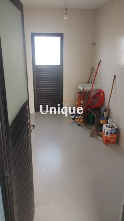 Imagem Casa com 3 Quartos à Venda, 250 m² em Arraial Do Cabo