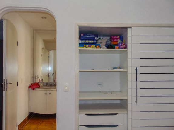 Imagem Apartamento com 3 Quartos à Venda, 136 m² em Pitangueiras - Guarujá Imagem Apartamento com 3 Quartos à Venda, 136 m² em Pitangueiras - Guarujá