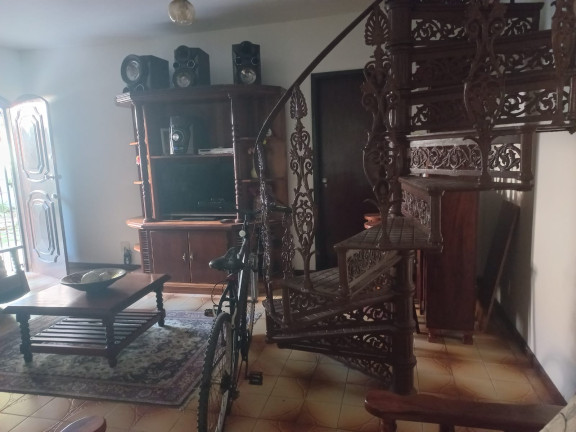 Imagem Casa com 3 Quartos para Alugar, 1 m² em Piratininga - Niterói Imagem Casa com 3 Quartos para Alugar, 1 m² em Piratininga - Niterói