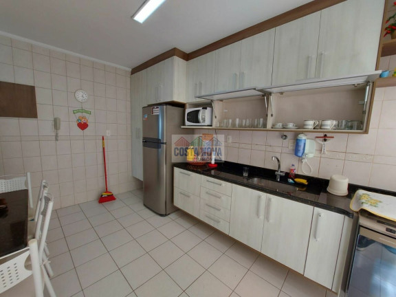 Imagem Apartamento com 3 Quartos à Venda, 185 m² Imagem Apartamento com 3 Quartos à Venda, 185 m²
