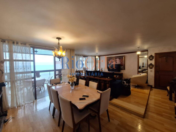 Imagem Apartamento com 4 Quartos à Venda, 180 m² em Barra Da Tijuca - Rio De Janeiro
