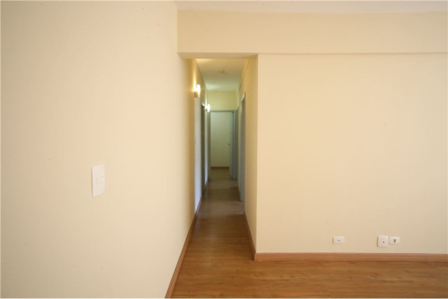 Imagem Imóvel com 3 Quartos à Venda, em Cerqueira César - São Paulo Imagem Imóvel com 3 Quartos à Venda, em Cerqueira César - São Paulo
