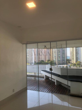 Imagem Apartamento com 3 Quartos à Venda, 230 m² em Barra Da Tijuca - Rio De Janeiro