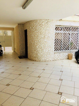 Imagem Casa com 4 Quartos à Venda, 910 m² em Vila Carrão - São Paulo Imagem Casa com 4 Quartos à Venda, 910 m² em Vila Carrão - São Paulo
