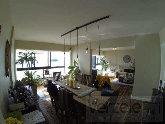 Imagem Apartamento com 3 Quartos para Temporada, 130 m² em Centro - Balneário Camboriú