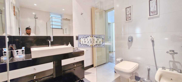 Imagem Apartamento com 4 Quartos à Venda, 188 m² em Copacabana - Rio De Janeiro Imagem Apartamento com 4 Quartos à Venda, 188 m² em Copacabana - Rio De Janeiro