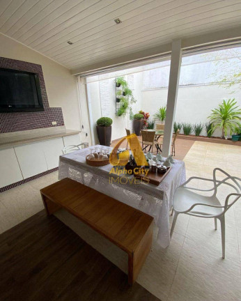 Imagem Casa com 3 Quartos à Venda, 220 m² em Alphaville - Santana De Parnaíba Imagem Casa com 3 Quartos à Venda, 220 m² em Alphaville - Santana De Parnaíba