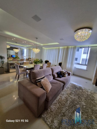 Imagem Apartamento com 3 Quartos à Venda, 136 m² em Pioneiros - Balneário Camboriú