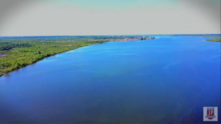 Imagem Fazenda à Venda, 2.430.000 m² em Centro - Caravelas