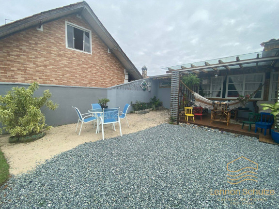 Imagem Casa com 2 Quartos à Venda, 360 m² em Salinas - Balneário Barra Do Sul Imagem Casa com 2 Quartos à Venda, 360 m² em Salinas - Balneário Barra Do Sul