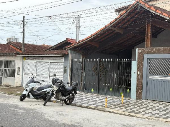 Casa com 2 Quartos à Venda, 130 m² em Maracana - Praia Grande
