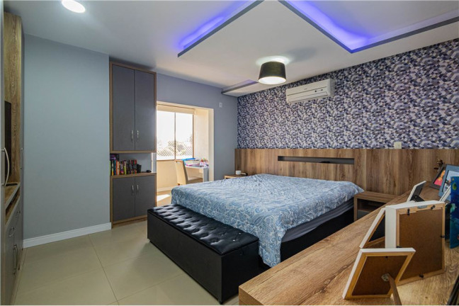 Imagem Apartamento com 3 Quartos à Venda, 164 m² em Vila Ipiranga - Porto Alegre