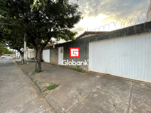 Imagem Casa com 5 Quartos para Alugar, em Jardim Panorama - Montes Claros Imagem Casa com 5 Quartos para Alugar, em Jardim Panorama - Montes Claros