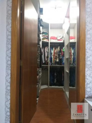 Sobrado com 4 Quartos à Venda,  em Parque Amador - Esteio