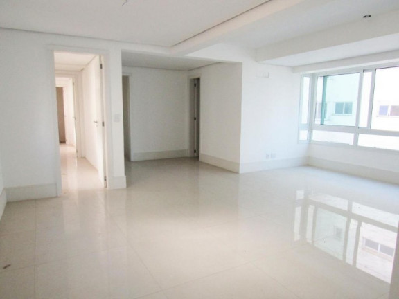 Imagem Imóvel com 3 Quartos à Venda, 395 m² em Auxiliadora - Porto Alegre Imagem Imóvel com 3 Quartos à Venda, 395 m² em Auxiliadora - Porto Alegre