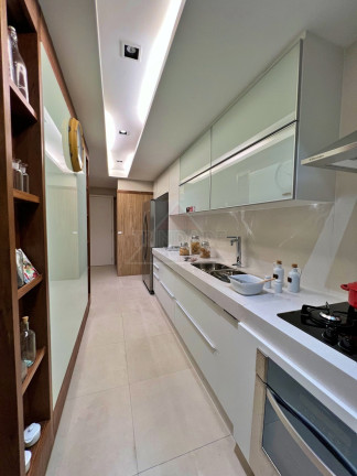 Imagem Apartamento com 3 Quartos à Venda, 131 m² em Camorim - Rio De Janeiro