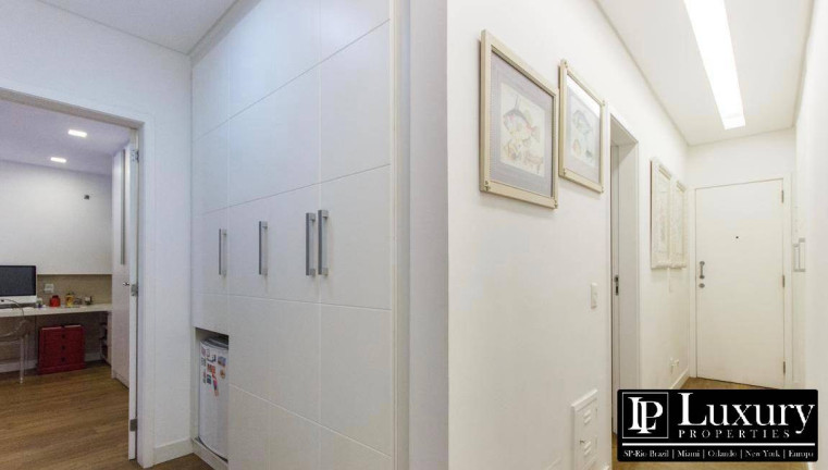 Imagem Apartamento com 3 Quartos à Venda, 330 m² em Barra Da Tijuca - Rio De Janeiro Imagem Apartamento com 3 Quartos à Venda, 330 m² em Barra Da Tijuca - Rio De Janeiro